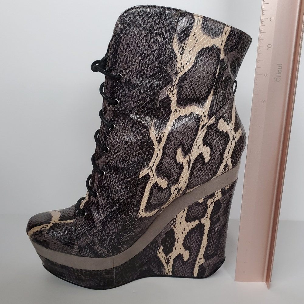 Snake Print Platforms - image 5